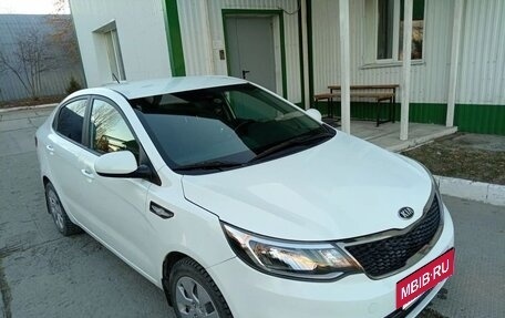 KIA Rio III рестайлинг, 2016 год, 950 000 рублей, 5 фотография