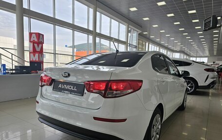 KIA Rio III рестайлинг, 2015 год, 1 349 000 рублей, 8 фотография