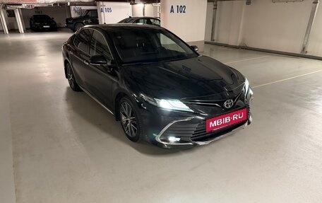 Toyota Camry, 2023 год, 4 150 000 рублей, 2 фотография