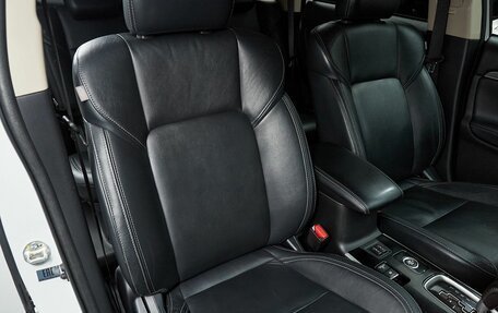 Mitsubishi Outlander III рестайлинг 3, 2021 год, 3 850 000 рублей, 14 фотография