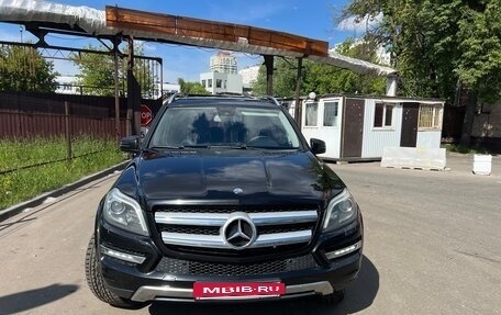 Mercedes-Benz GL-Класс, 2013 год, 2 950 000 рублей, 2 фотография
