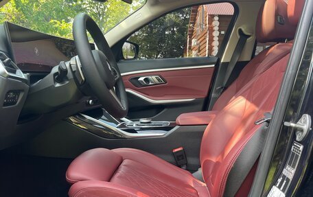 BMW 3 серия, 2024 год, 3 950 000 рублей, 7 фотография