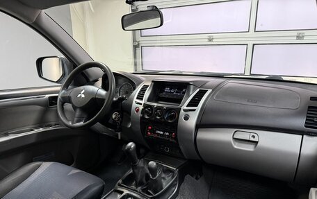 Mitsubishi Pajero Sport II рестайлинг, 2010 год, 1 400 000 рублей, 20 фотография