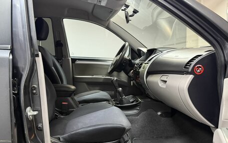Mitsubishi Pajero Sport II рестайлинг, 2010 год, 1 400 000 рублей, 19 фотография