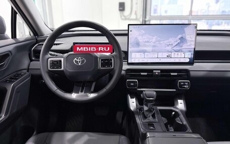 Toyota Highlander, 2026 год, 5 500 000 рублей, 16 фотография