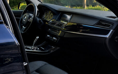 BMW 5 серия, 2010 год, 1 690 000 рублей, 13 фотография