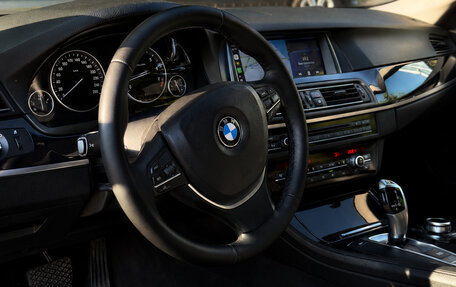 BMW 5 серия, 2010 год, 1 690 000 рублей, 15 фотография