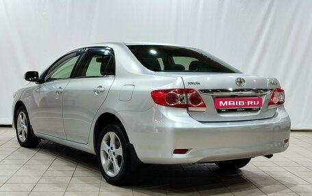 Toyota Corolla, 2012 год, 1 350 000 рублей, 7 фотография
