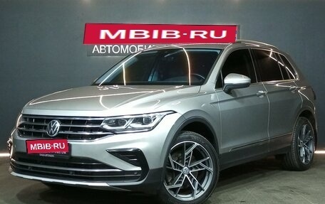 Volkswagen Tiguan II, 2021 год, 2 785 000 рублей, 1 фотография