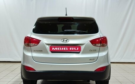 Hyundai ix35 I рестайлинг, 2013 год, 1 050 000 рублей, 6 фотография