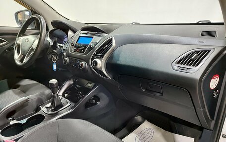 Hyundai ix35 I рестайлинг, 2013 год, 1 050 000 рублей, 14 фотография