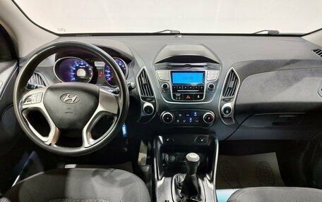 Hyundai ix35 I рестайлинг, 2013 год, 1 050 000 рублей, 15 фотография