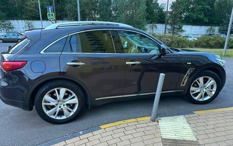 Infiniti QX70, 2016 год, 3 150 000 рублей, 2 фотография