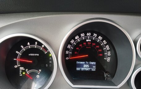 Toyota Sequoia II рестайлинг, 2012 год, 3 300 000 рублей, 9 фотография