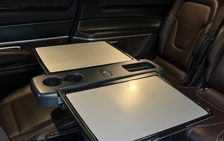 Mercedes-Benz V-Класс, 2018 год, 6 500 000 рублей, 22 фотография