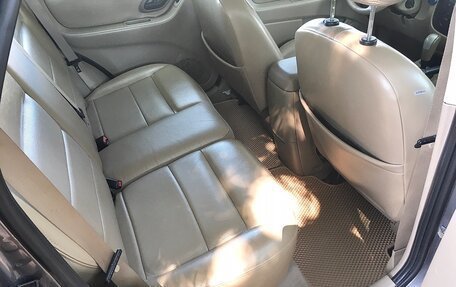Ford Maverick, 2004 год, 990 000 рублей, 21 фотография
