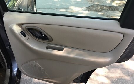 Ford Maverick, 2004 год, 990 000 рублей, 25 фотография