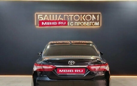 Toyota Camry, 2022 год, 2 790 000 рублей, 5 фотография