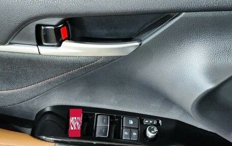 Toyota Camry, 2022 год, 2 790 000 рублей, 16 фотография