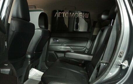 Mitsubishi Outlander III рестайлинг 3, 2018 год, 1 750 000 рублей, 21 фотография