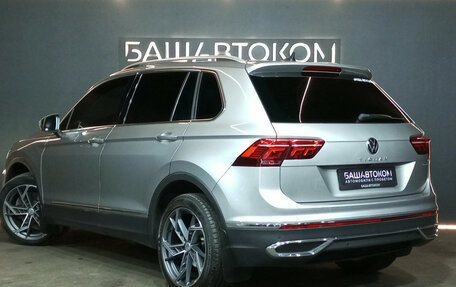 Volkswagen Tiguan II, 2021 год, 2 785 000 рублей, 6 фотография