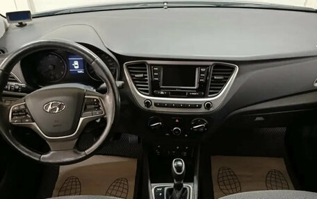 Hyundai Solaris II рестайлинг, 2017 год, 1 275 000 рублей, 9 фотография