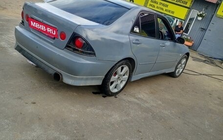Toyota Altezza, 2000 год, 770 000 рублей, 5 фотография