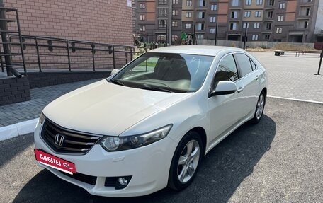 Honda Accord VIII рестайлинг, 2008 год, 1 000 000 рублей, 2 фотография