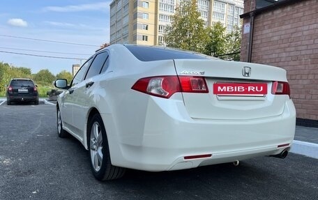 Honda Accord VIII рестайлинг, 2008 год, 1 000 000 рублей, 15 фотография