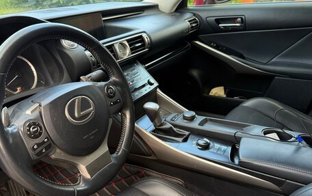 Lexus IS II рестайлинг 2, 2013 год, 2 100 000 рублей, 1 фотография