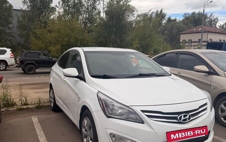 Hyundai Solaris II рестайлинг, 2016 год, 1 100 000 рублей, 2 фотография