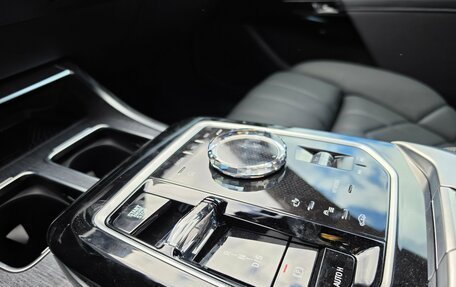 BMW 7 серия, 2025 год, 16 490 000 рублей, 13 фотография