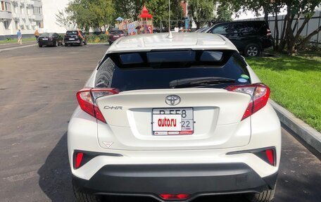 Toyota C-HR I рестайлинг, 2017 год, 1 850 000 рублей, 2 фотография