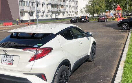 Toyota C-HR I рестайлинг, 2017 год, 1 850 000 рублей, 5 фотография