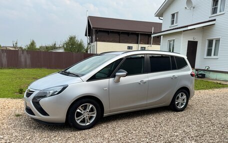 Opel Zafira C рестайлинг, 2015 год, 1 290 000 рублей, 8 фотография