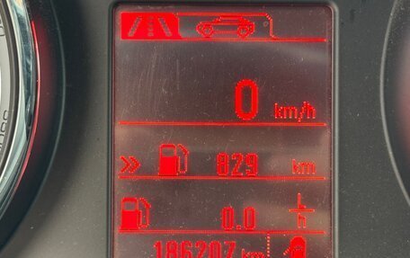 Opel Zafira C рестайлинг, 2015 год, 1 290 000 рублей, 10 фотография
