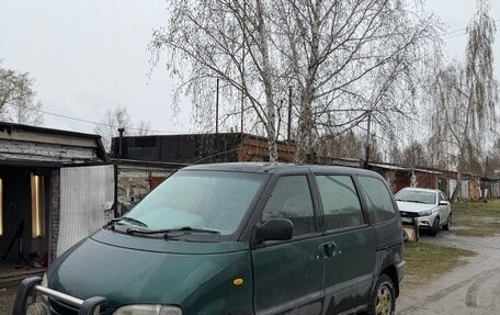 Nissan Serena I, 1997 год, 450 000 рублей, 1 фотография