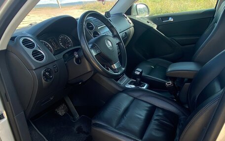 Volkswagen Tiguan I, 2010 год, 1 090 000 рублей, 5 фотография