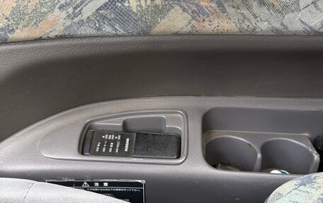 Nissan Serena I, 1997 год, 450 000 рублей, 14 фотография