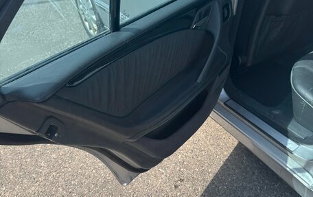 Mercedes-Benz E-Класс, 2002 год, 790 000 рублей, 4 фотография