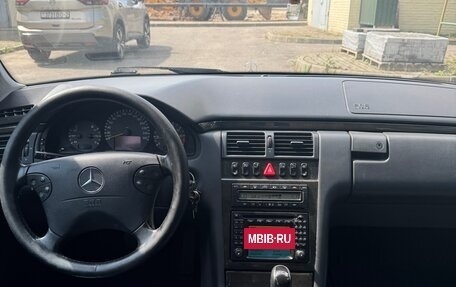 Mercedes-Benz E-Класс, 2002 год, 790 000 рублей, 6 фотография