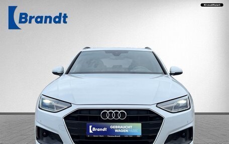 Audi A4, 2023 год, 3 450 000 рублей, 2 фотография