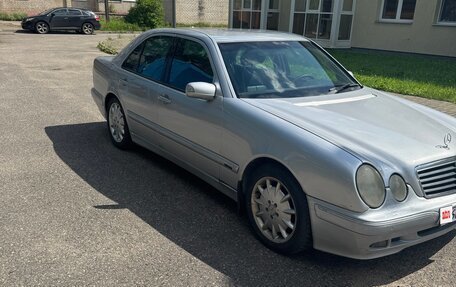 Mercedes-Benz E-Класс, 2002 год, 790 000 рублей, 18 фотография