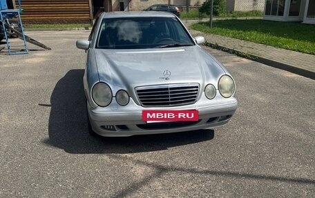 Mercedes-Benz E-Класс, 2002 год, 790 000 рублей, 17 фотография