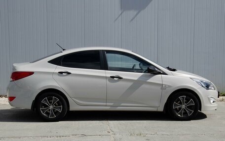 Hyundai Solaris II рестайлинг, 2014 год, 980 000 рублей, 5 фотография