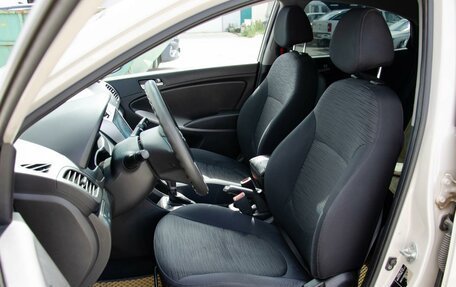 Hyundai Solaris II рестайлинг, 2014 год, 980 000 рублей, 10 фотография