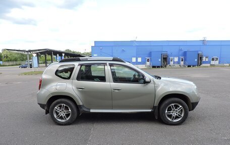 Renault Duster I рестайлинг, 2014 год, 990 000 рублей, 2 фотография