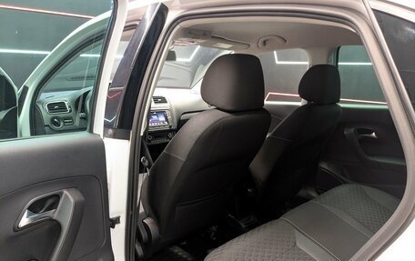 Volkswagen Polo VI (EU Market), 2018 год, 1 330 000 рублей, 6 фотография