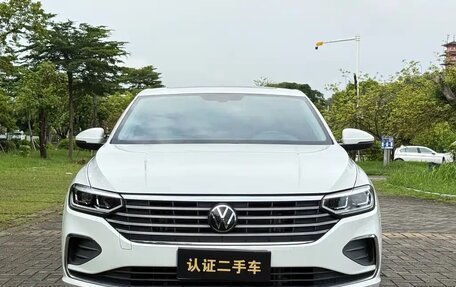 Volkswagen Lavida, 2023 год, 1 380 000 рублей, 8 фотография