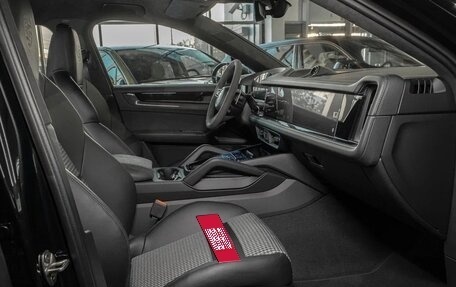 Porsche Cayenne III, 2026 год, 26 500 000 рублей, 34 фотография